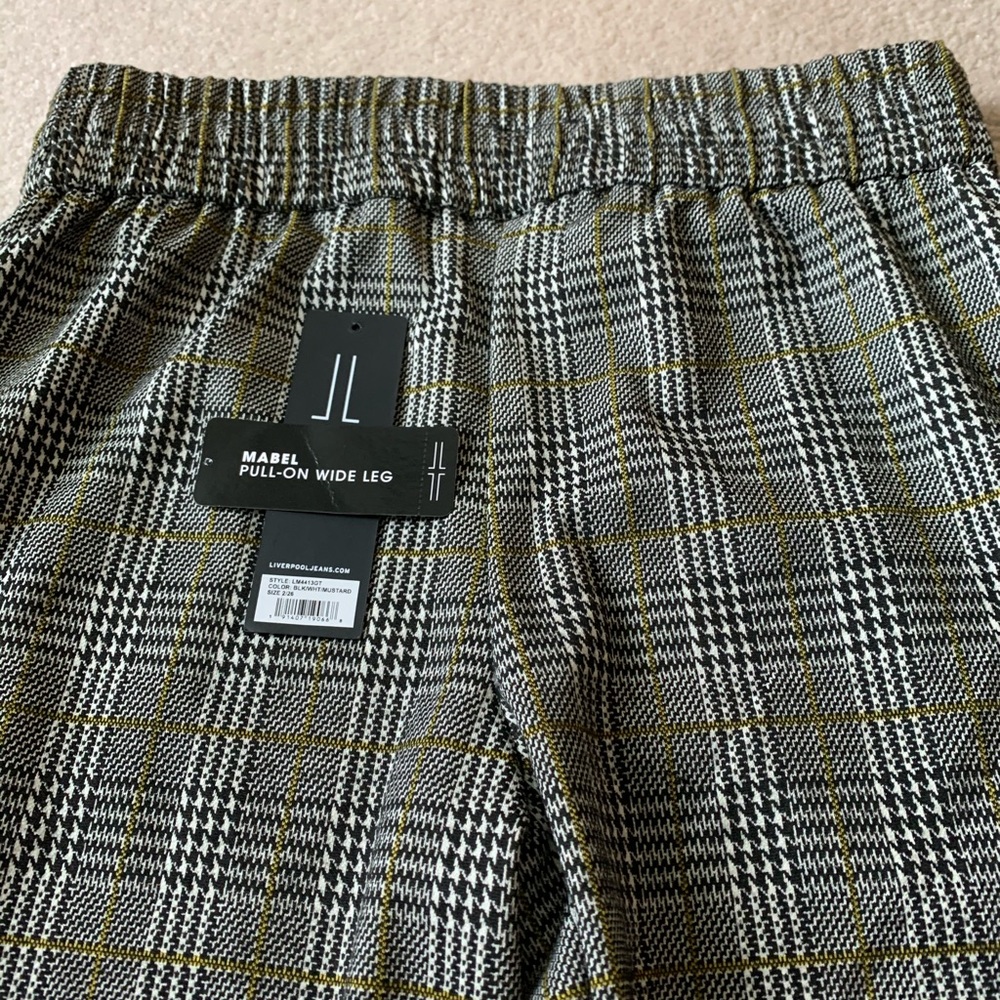 Liverpool Capris - Picture 5 of 6